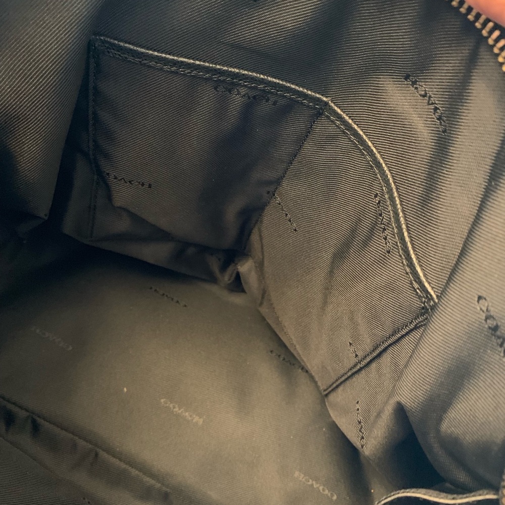 Black coach dome purse - 100% authentic - Picture 4 of 5